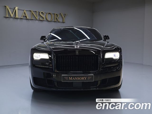 Rolls-Royce Ghost 6.6 V12 Black badge - фото 1