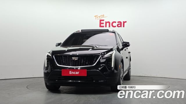 Cadillac XT4 2.0 Sport AWD - фото 2