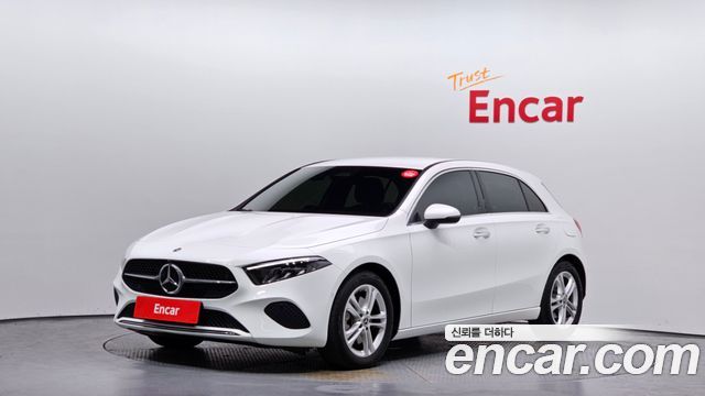 Mercedes-Benz A-Class W177 A220 Hatchback - фото 0