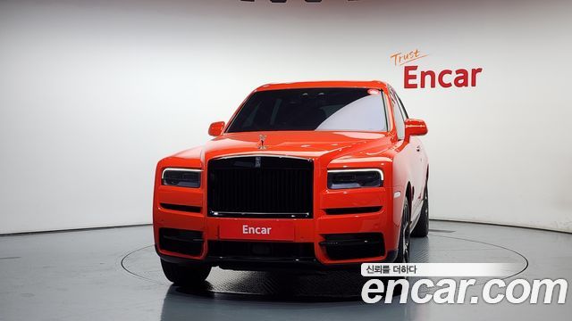 Rolls-Royce Cullinan 6.7 V12 Black Badge - фото 2