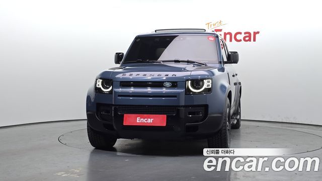 Land Rover Defender L663 110 D250 SE - фото 2