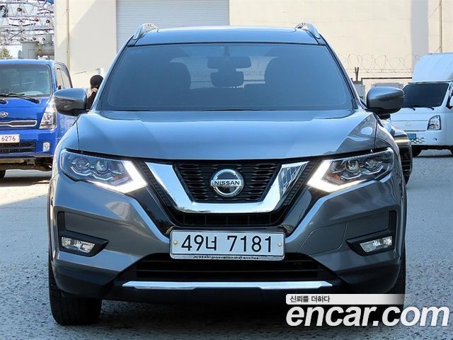 Nissan X-Trail 2.5 Smart 2WD - фото 0