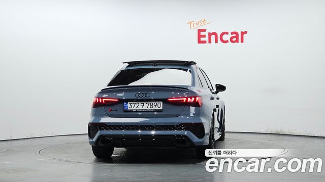 Audi RS3 2.5 TFSI Quattro - фото 3