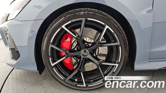 Audi RS3 2.5 TFSI Quattro - фото 4