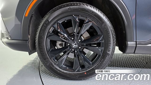 Honda CR-V 6-го поколения 2.0 Hybrid Touring 4WD - фото 4