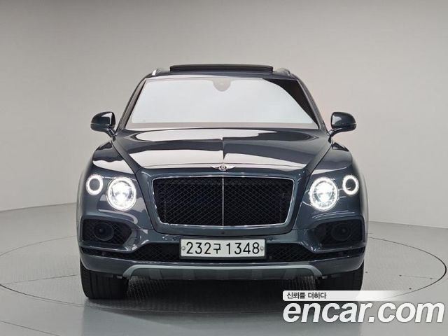 Bentley Bentayga 4.0 V8 - фото 1