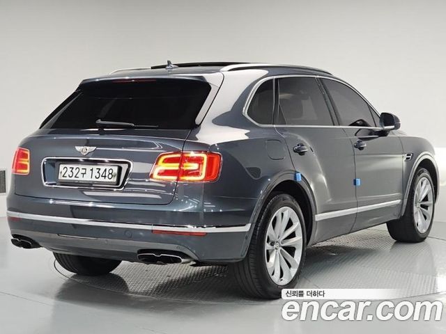 Bentley Bentayga 4.0 V8 - фото 3