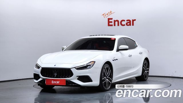 Maserati Ghibli 2.0 GT 3rd - фото 0