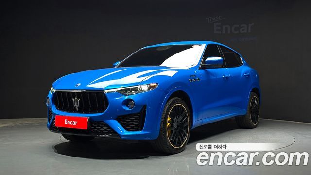 Maserati Levante 3.0 S AWD F Tributo - фото 0