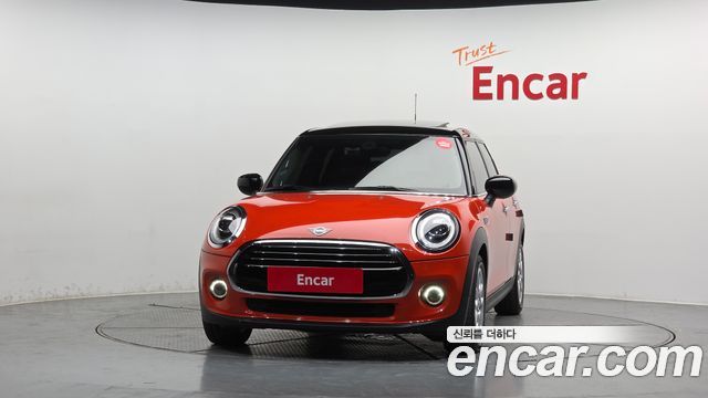 Mini Cooper 5Door HIGH 3rd - фото 2