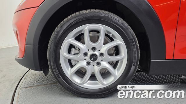 Mini Cooper 5Door HIGH 3rd - фото 4