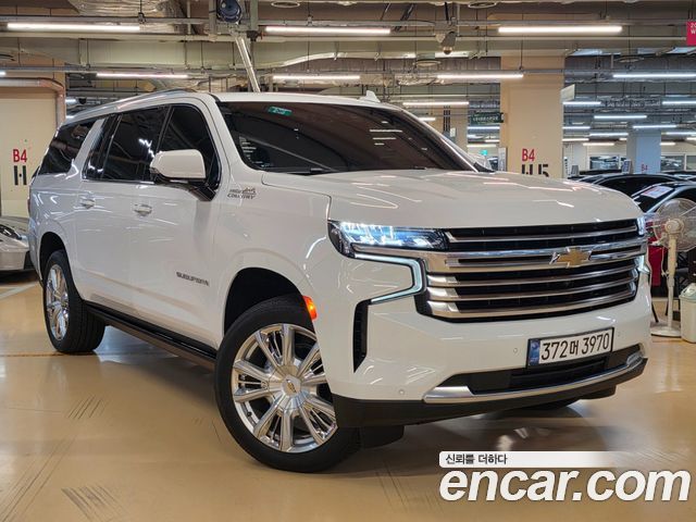 Chevrolet Surburban 6.2 - фото 0
