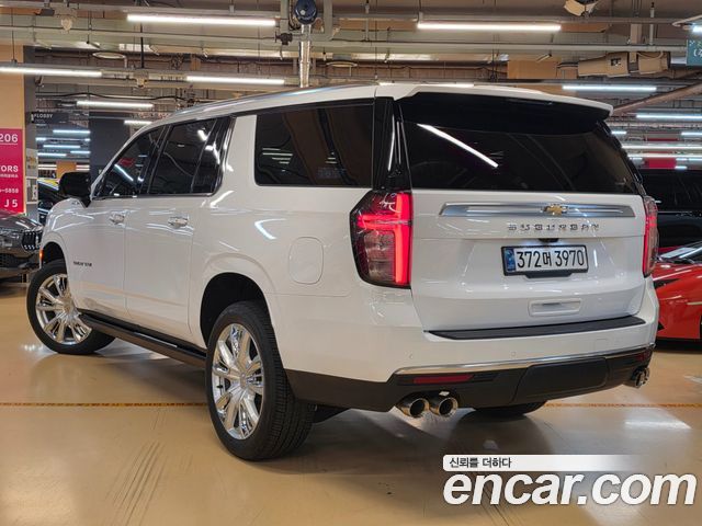 Chevrolet Surburban 6.2 - фото 1