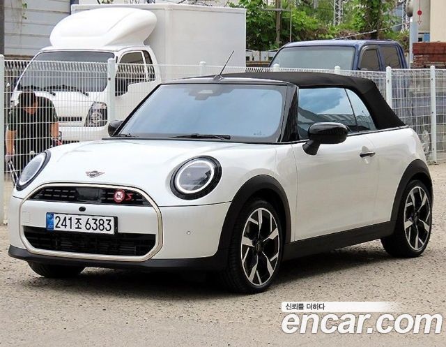 Mini Cooper Convertible S 4-го поколения Favoured - фото 2