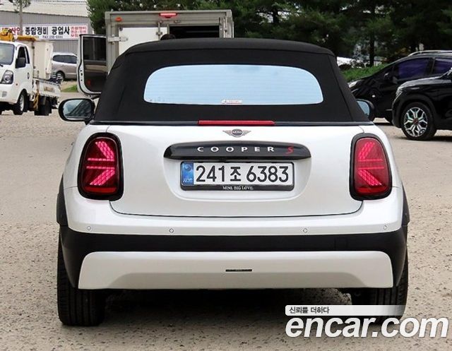 Mini Cooper Convertible S 4-го поколения Favoured - фото 3