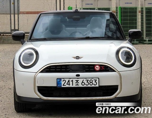 Mini Cooper Convertible S 4-го поколения Favoured - фото 4