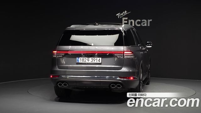 Lincoln Aviator 2-го поколения 3.0 Reserve AWD - фото 3
