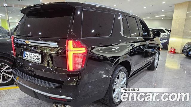 Chevrolet (GM Daewoo) Tahoe 6.2 High Country 4WD - фото 3