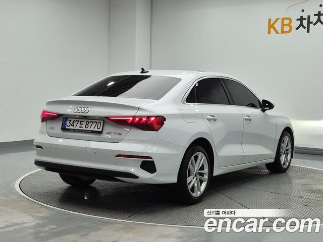 Audi A3 40 TFSI - фото 3