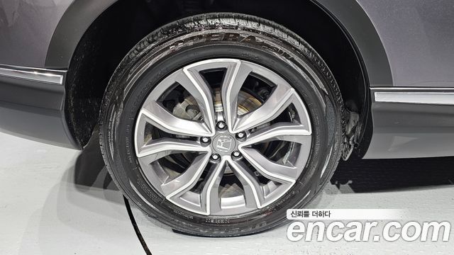 Honda CR-V 5-го поколения 2.0 Hybrid Touring 4WD - фото 3