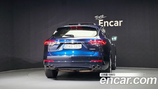 Maserati Levante 2.0 GT AWD - фото 3