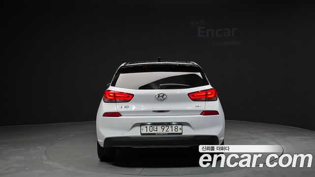 Hyundai i30 PD 1.4 Turbo Premium - фото 3