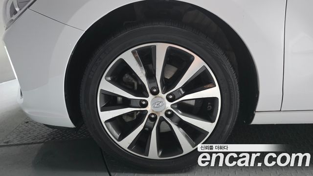 Hyundai i30 PD 1.4 Turbo Premium - фото 4