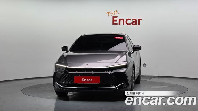 Toyota Crown Crossover 2.5 4WD Hybrid - фото 1