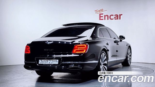 Bentley Flying Spur 3-го поколения 6.0 - фото 1