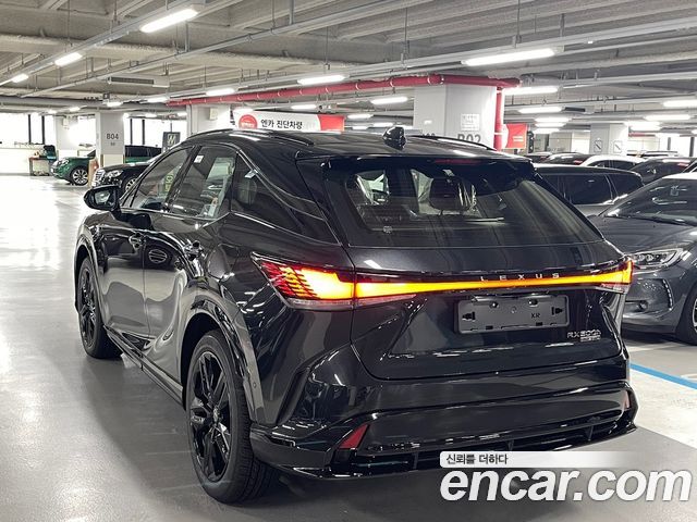 Lexus RX 500h 5-го поколения F-Sport - фото 4