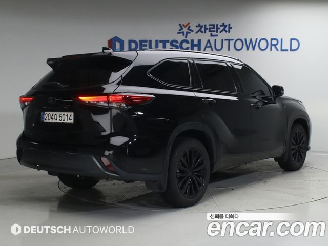 Toyota Highlander 4-го поколения 2.5 4WD Limited - фото 1