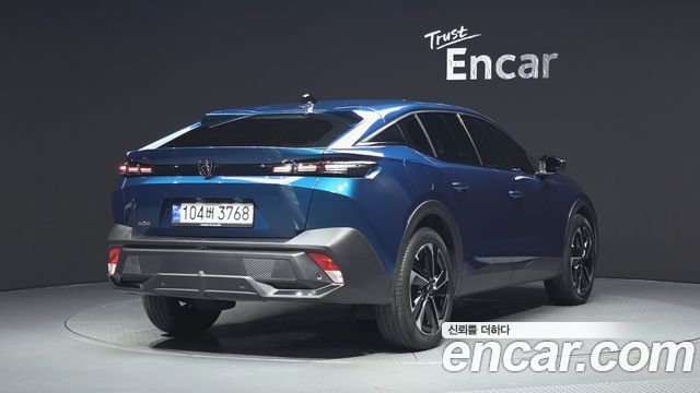 Peugeot 408 1.2 Pure Tech Allure - фото 1