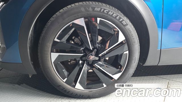 Peugeot 408 1.2 Pure Tech Allure - фото 4