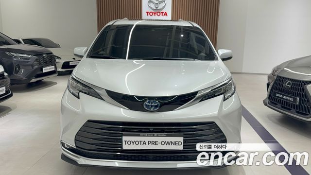 Toyota Sienna 4-го поколения 2.5 Hybrid AWD - фото 2