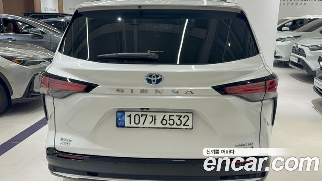 Toyota Sienna 4-го поколения 2.5 Hybrid AWD - фото 3