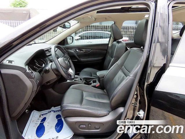 Nissan X-Trail 2.5 4WD - фото 4