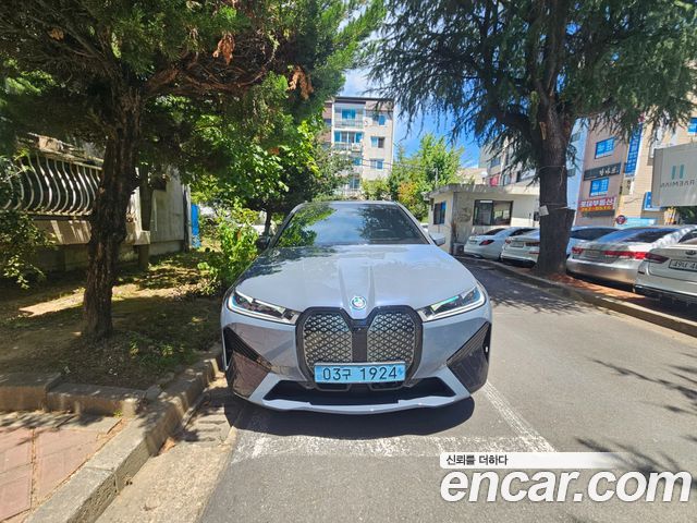 BMW iX xDrive50 Sports Plus - фото 2