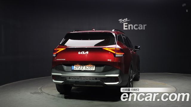 Kia Sportage 5-го поколения, гибрид Signature Gravity 2WD - фото 2