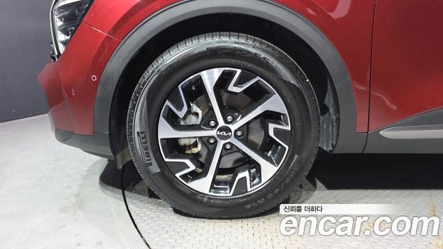 Kia Sportage 5-го поколения, гибрид Signature Gravity 2WD - фото 3