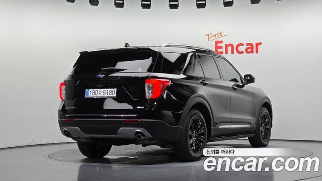 Ford Explorer 6-го поколения 2.3 LimIted 4WD - фото 1