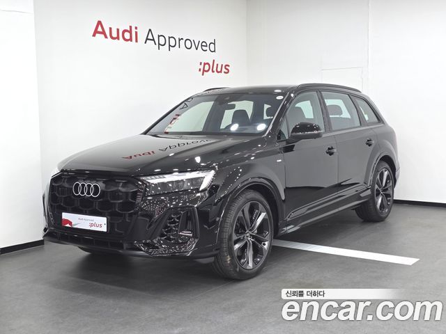Audi Q7 55 TFSI Quattro Premium - фото 0
