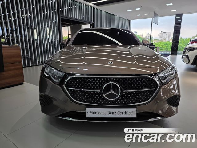 Mercedes-Benz E-Class W214 E200 Avantgarde - фото 2