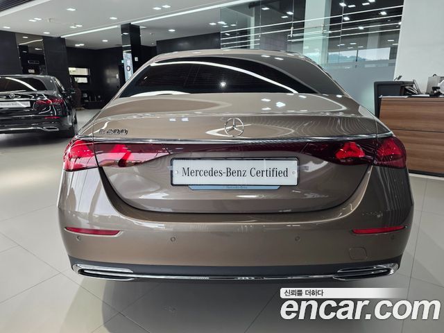 Mercedes-Benz E-Class W214 E200 Avantgarde - фото 3