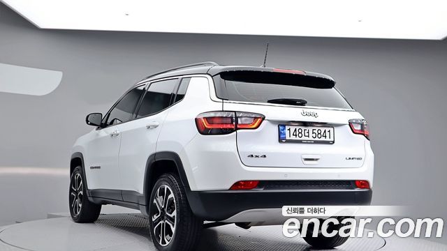 Jeep Compass 2-го поколения 2.4 Limitied AWD - фото 1