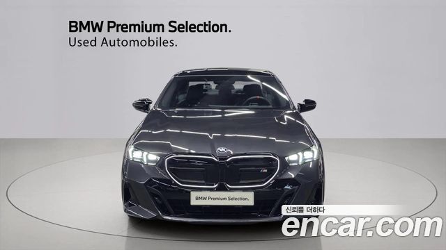 BMW i5 G60 M60 xDrive - фото 2
