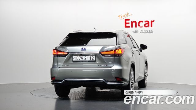 Lexus RX 450h 4-го поколения Executive - фото 2