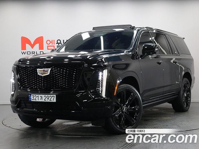 Cadillac Escalade 5-го поколения 6.2 ESV ESV Sports Platinum - фото 0