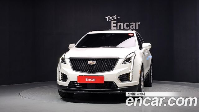 Cadillac XT5 3.6 Sport AWD - фото 2