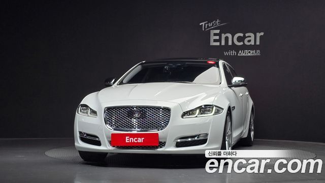 Jaguar XJ 3.0D Premium Luxury LWB X351 - фото 2