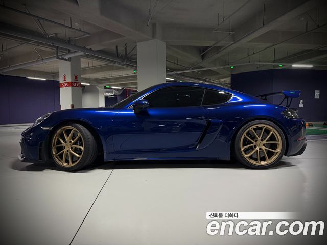 Porsche 718 Cayman 4.0 GT4 - фото 2